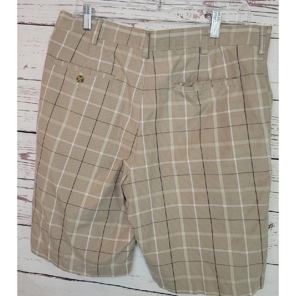 PGA Tour Golf Shorts Plaid Performance Classic Fit Activewear Beige Tan Mens 34 - Picture 2 of 10
